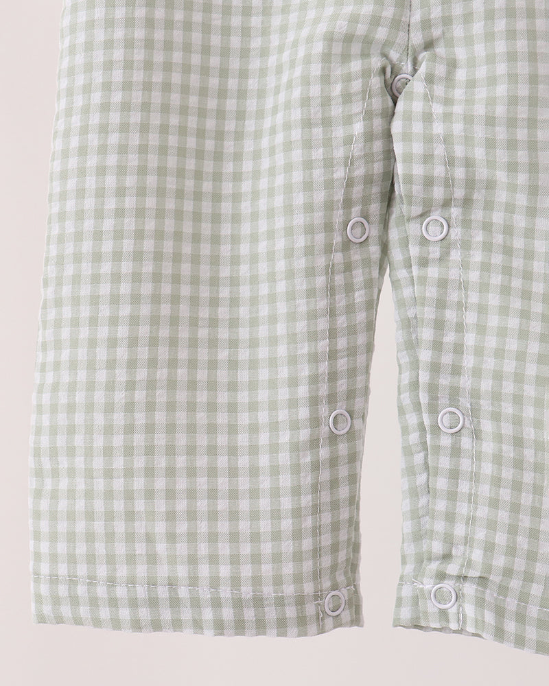 Side view gingham jonjon with button placket at leg opening