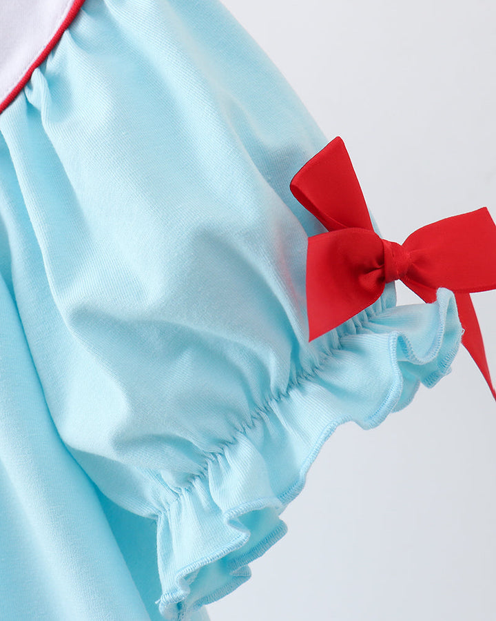 Puff sleeve with red ribbon