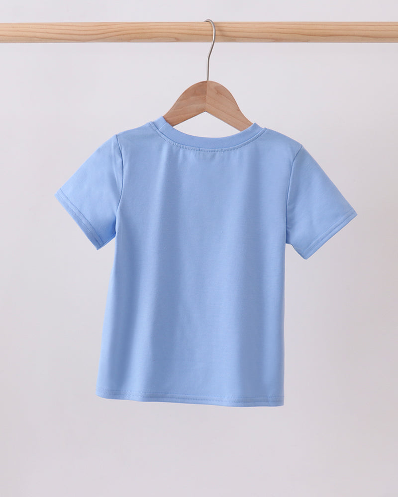 Light blue toddler T-shirt with crocodile applique, crew neck and short sleeves
