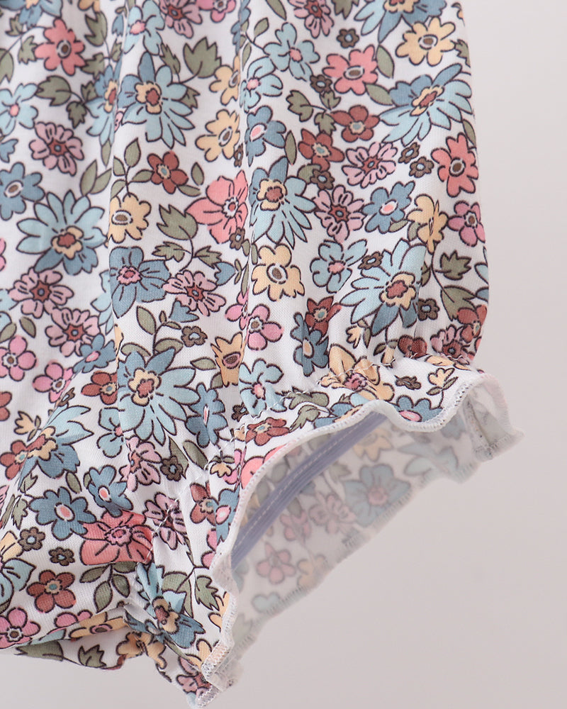 Floral bloomer shorts with all-over flower print and soft ruffle hem