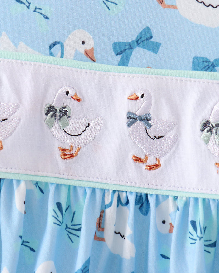 White embroidered geese on top waistband with mint-trim elastic