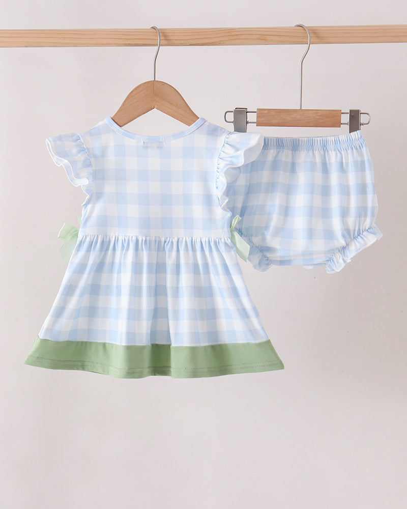 A baby girl&