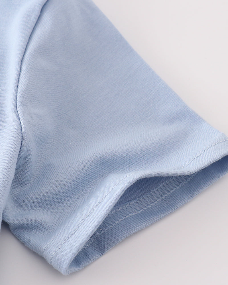 Light blue T-shirt with short sleeves and stitched crew neckline