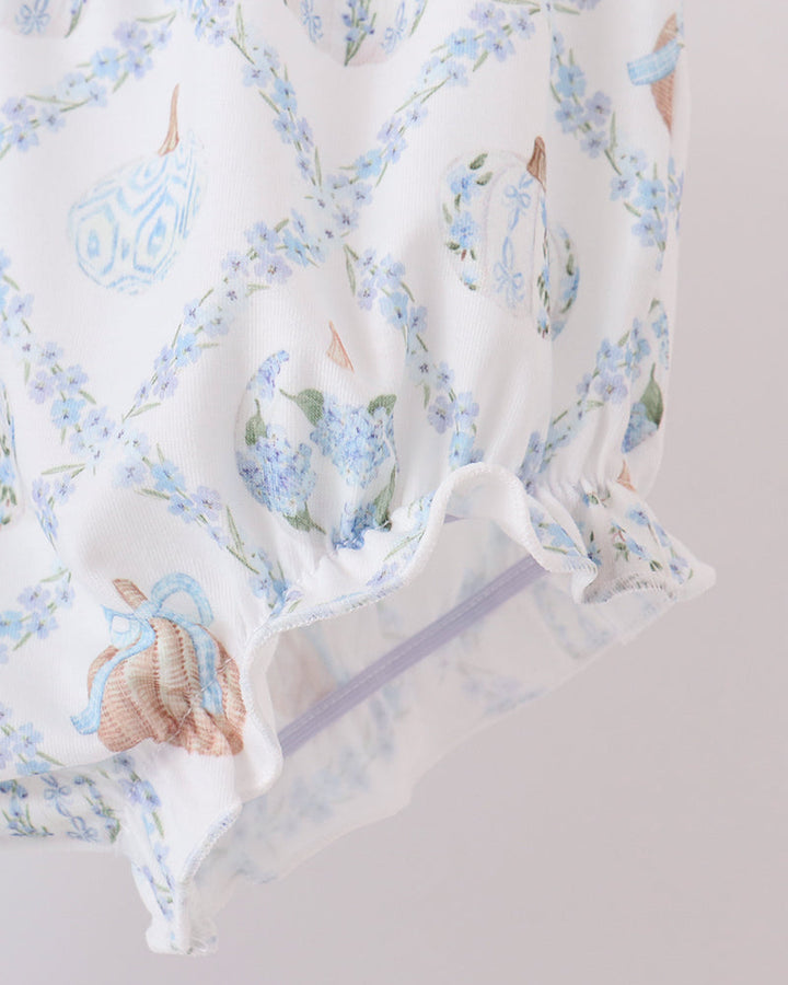 Patterned white bloomer shorts with blue pumpkin and floral print, ruched gathered hem
