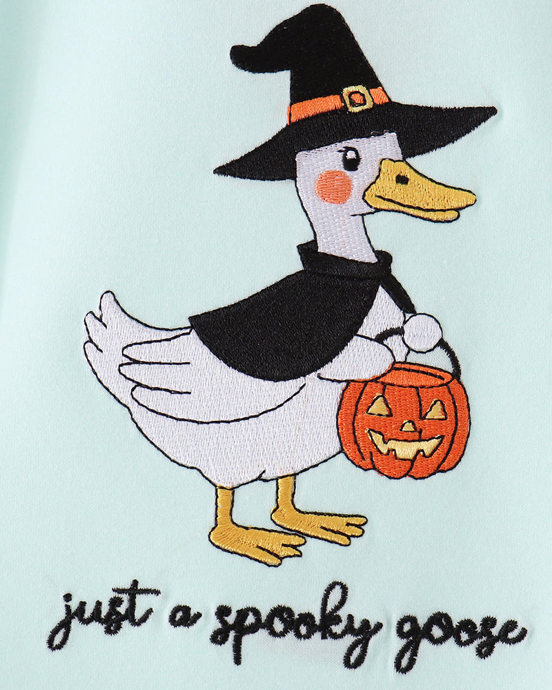 Light blue short-sleeve T-shirt with embroidered witch goose and jack-o&