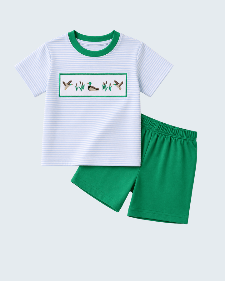 Light blue striped T-shirt with duck-and-reeds embroidery and green shorts set