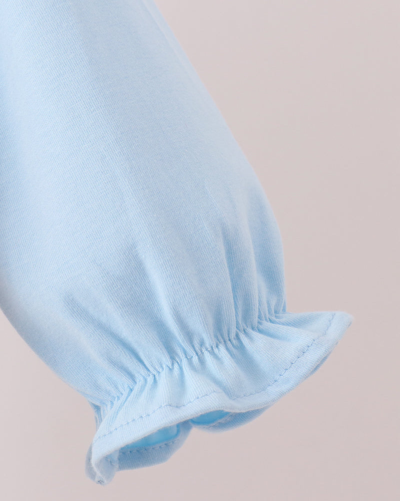 Light blue long-sleeve cuff with elastic hem on plaid dress