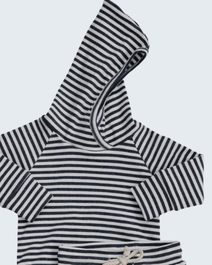 Charcoal-and-white striped ribbed hooded sweatshirt with kangaroo pocket