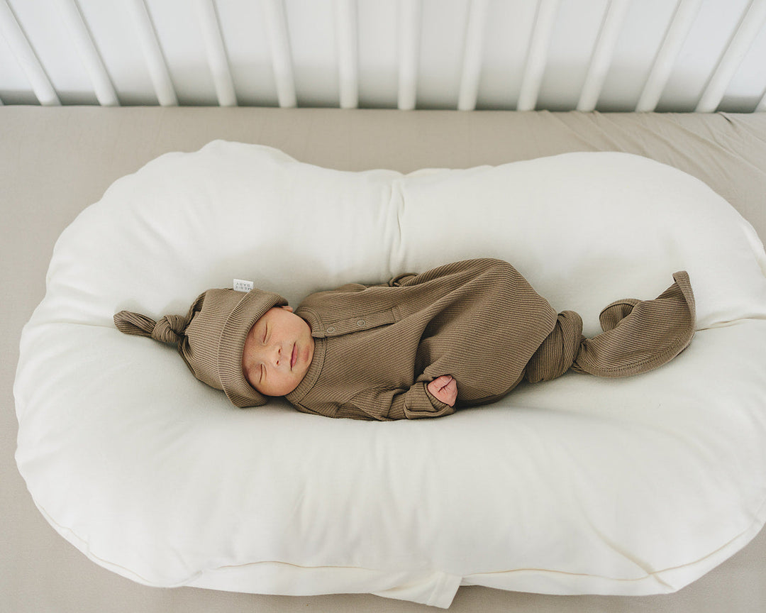 Cocoa Organic Ribbed Newborn Knot Hat
