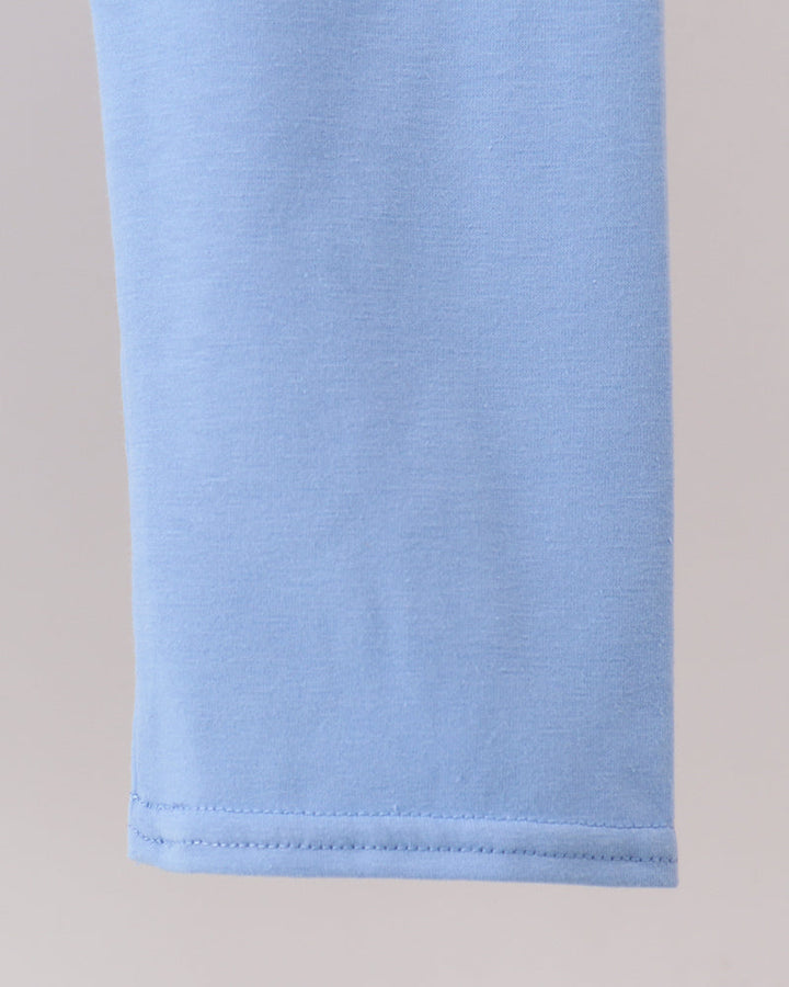 Light blue pants with straight hem and elastic waistband