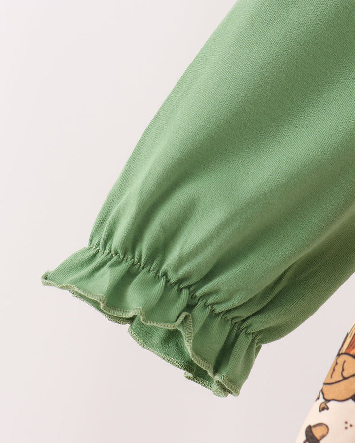 Green gathered long-sleeve cuff with ruffled edge