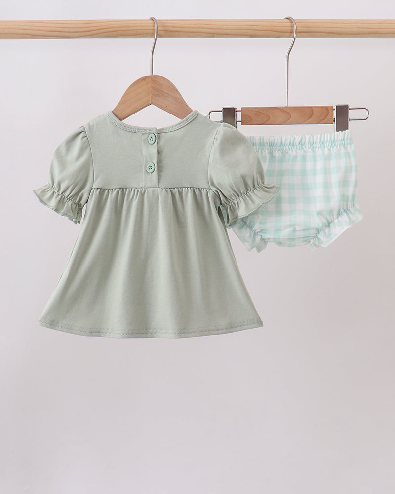 A baby girl&