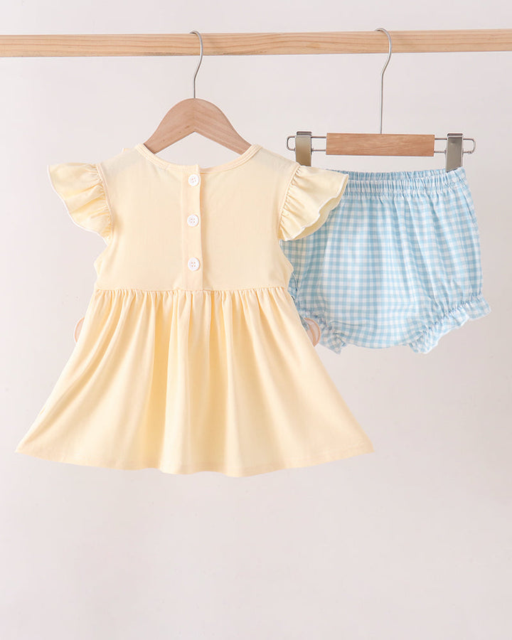 A baby girl&
