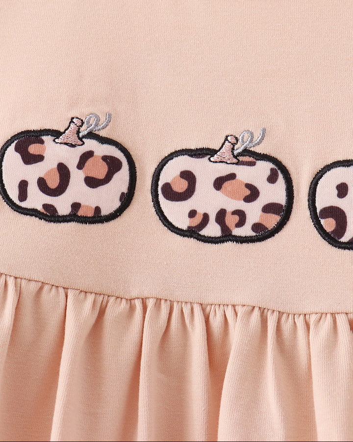 Close-up of a peach-colored children&