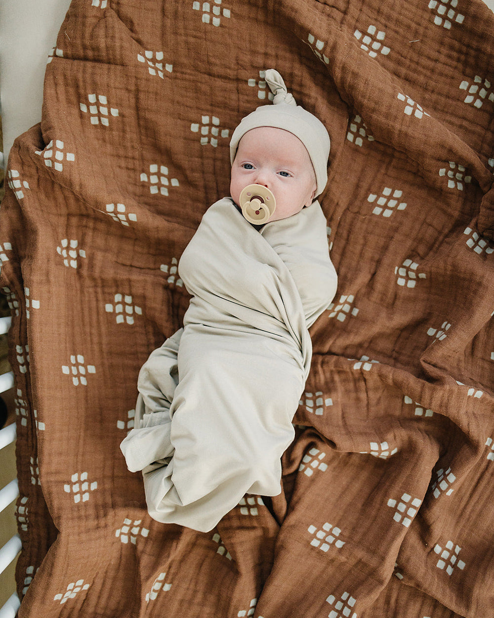 Oatmeal Bamboo Newborn Knot Hat