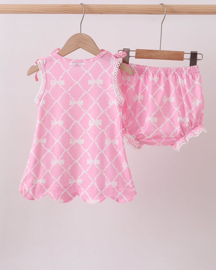 Pink children&