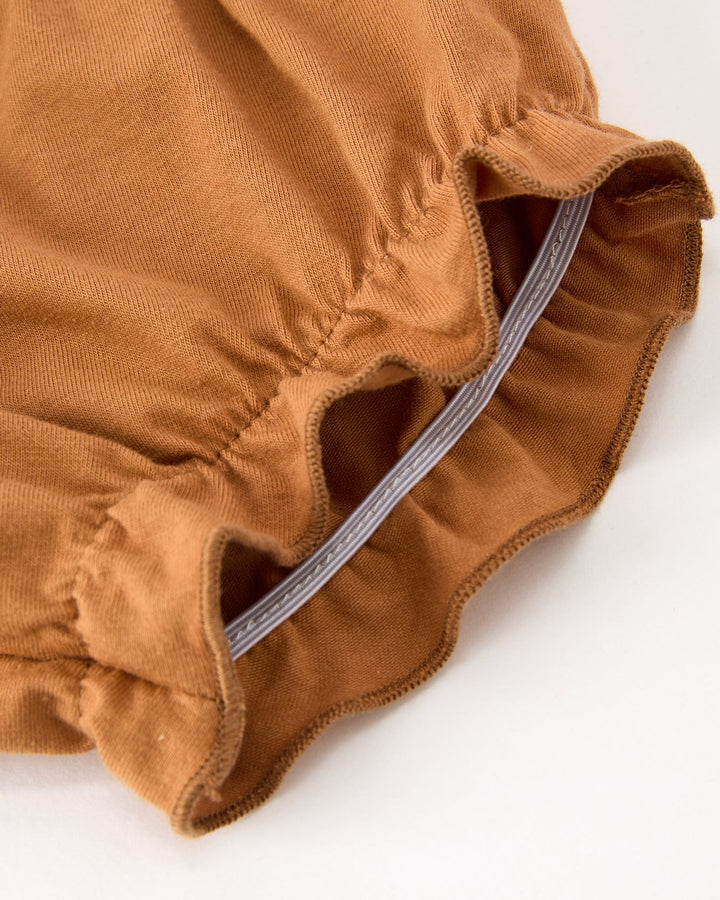 Girls brown knit bloomers with elastic waistband and ruffled leg openings