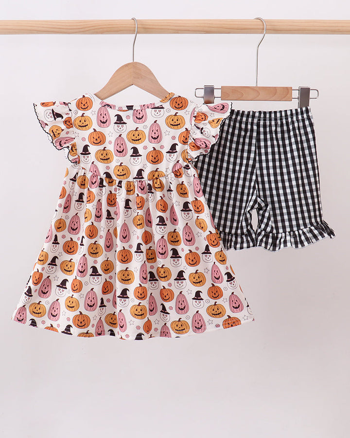 Kids pumpkin-print ruffle top and black-and-white gingham shorts set