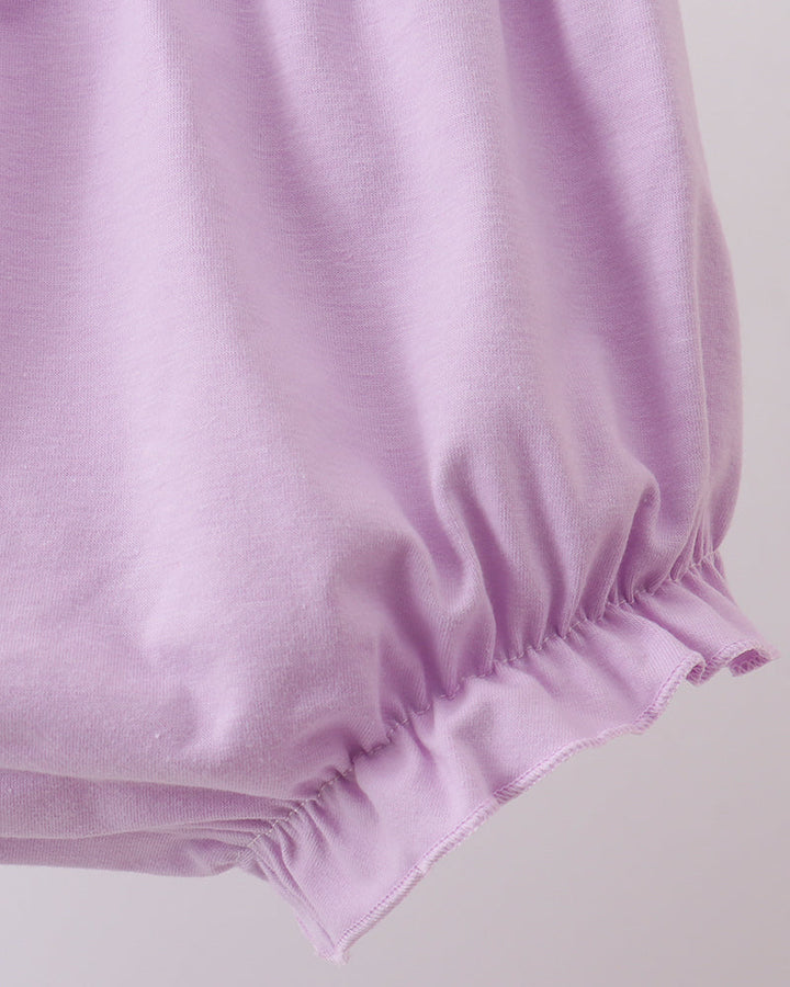 Close up of purple bloomers