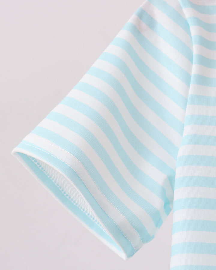 Blue and white striped short-sleeve shirt sleeve with stitched hem