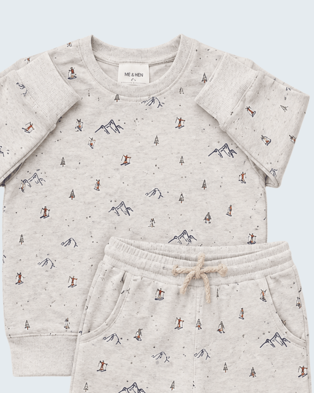 French terry set with skier print: crewneck top and matching jogger pants, light gray