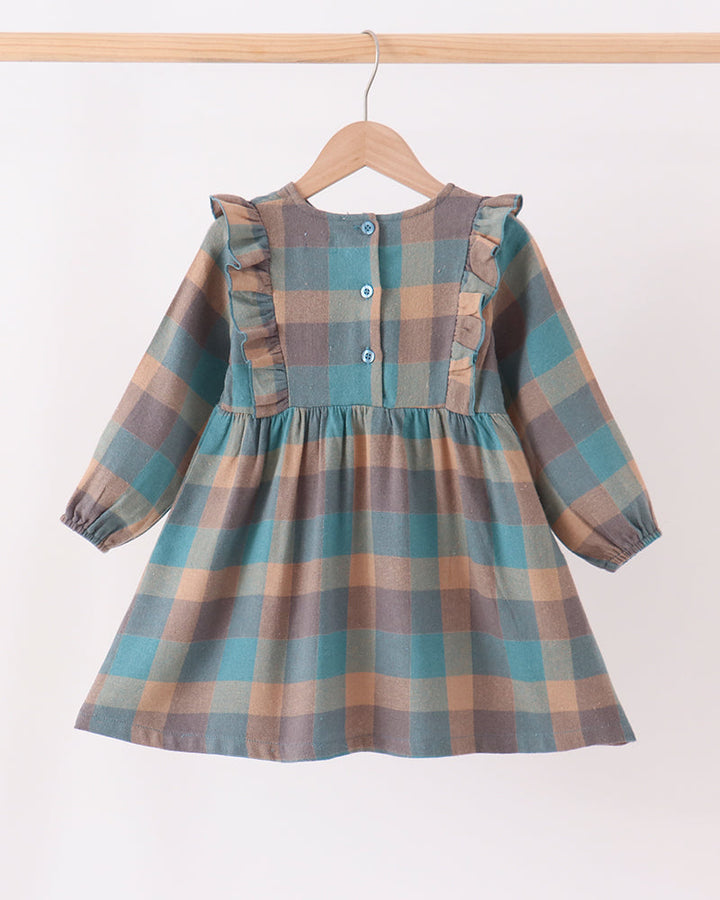 A toddler girl&