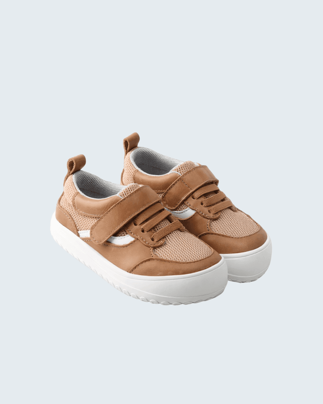 Kids' barefoot sneaker, desert sand leather upper with hook-and-loop straps
