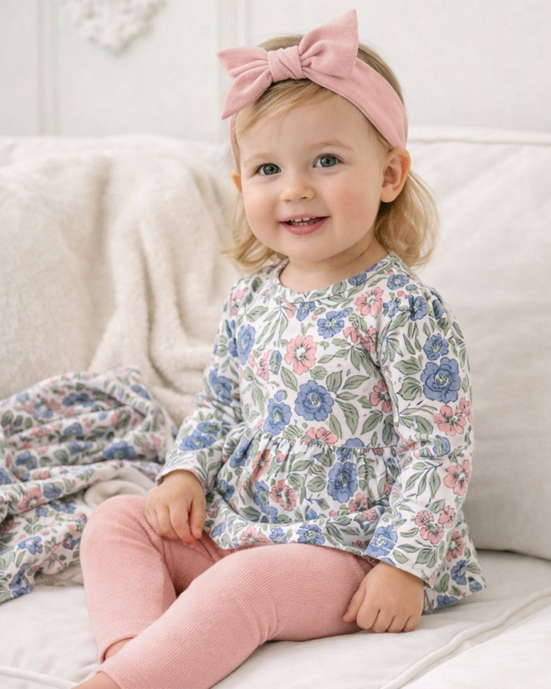 Floral long-sleeve top and pink leggings set with bow headband