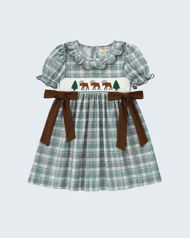 A toddler girl&